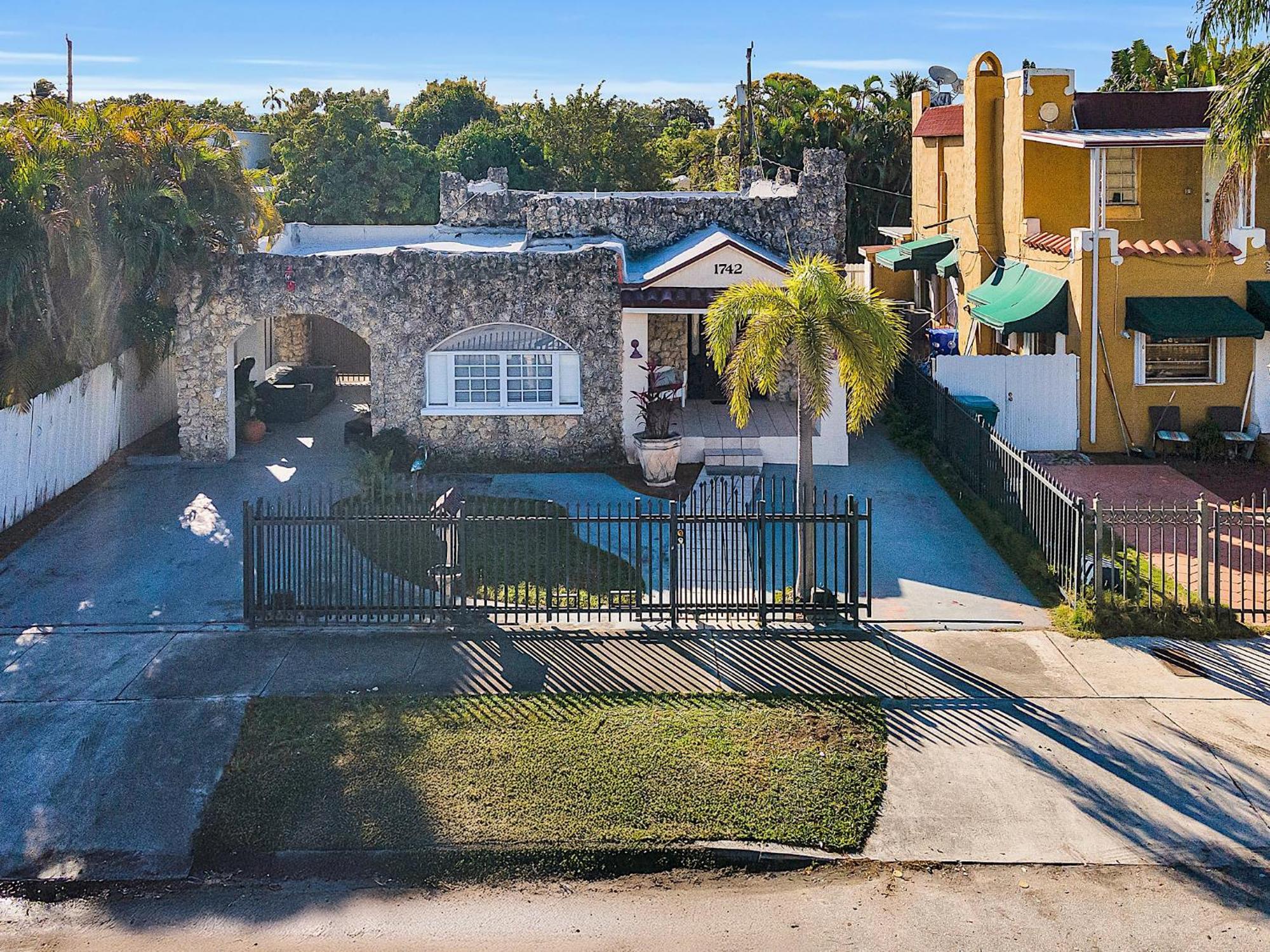 Private Room In Little Havana 迈阿密 外观 照片