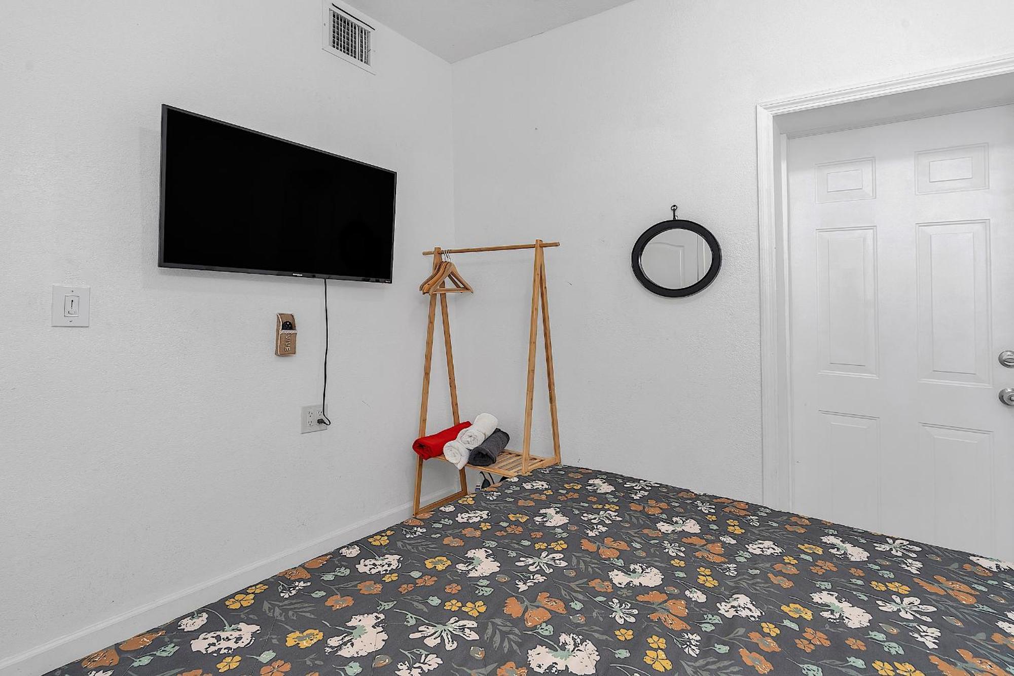Private Room In Little Havana 迈阿密 外观 照片
